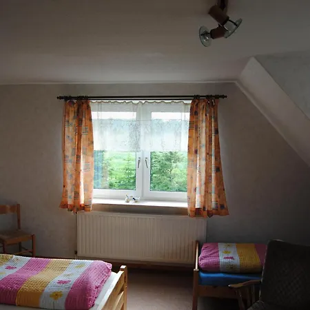 In Beliebtem Gaestehaus Mit Fahrradverleih In Laendlicher Gegend * Windeby